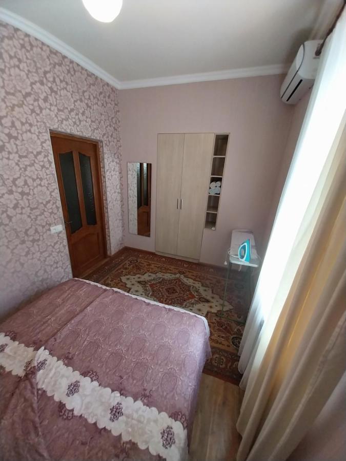 Like Home Guesthouse & Tours Jerevan Exteriör bild