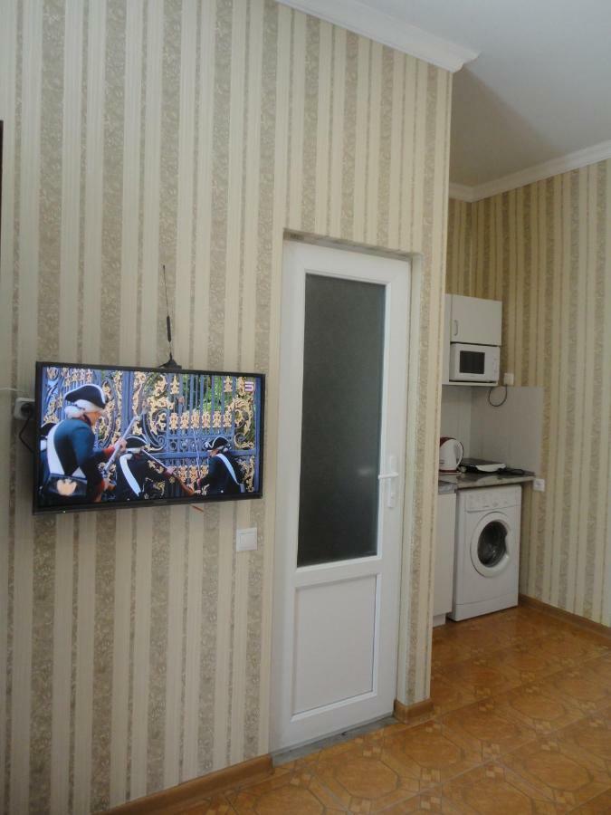 Like Home Guesthouse & Tours Jerevan Exteriör bild